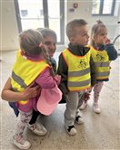 Návšteva seniorov a detí z jaslí v kultúrnom centre